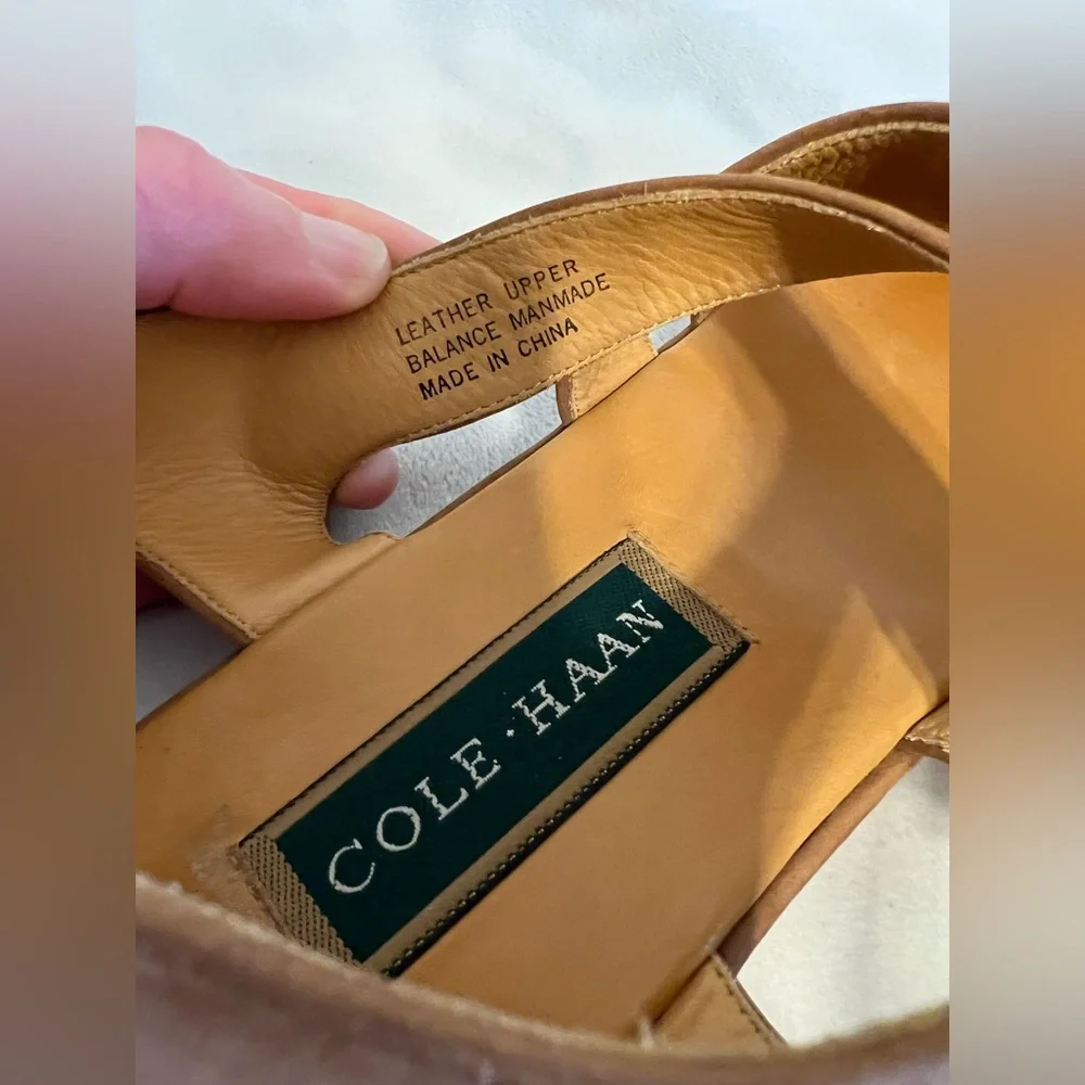 Women’s Cole Haan Criss Cross Tan Leather Suede Sandals size 9M - Picture 7 of 11